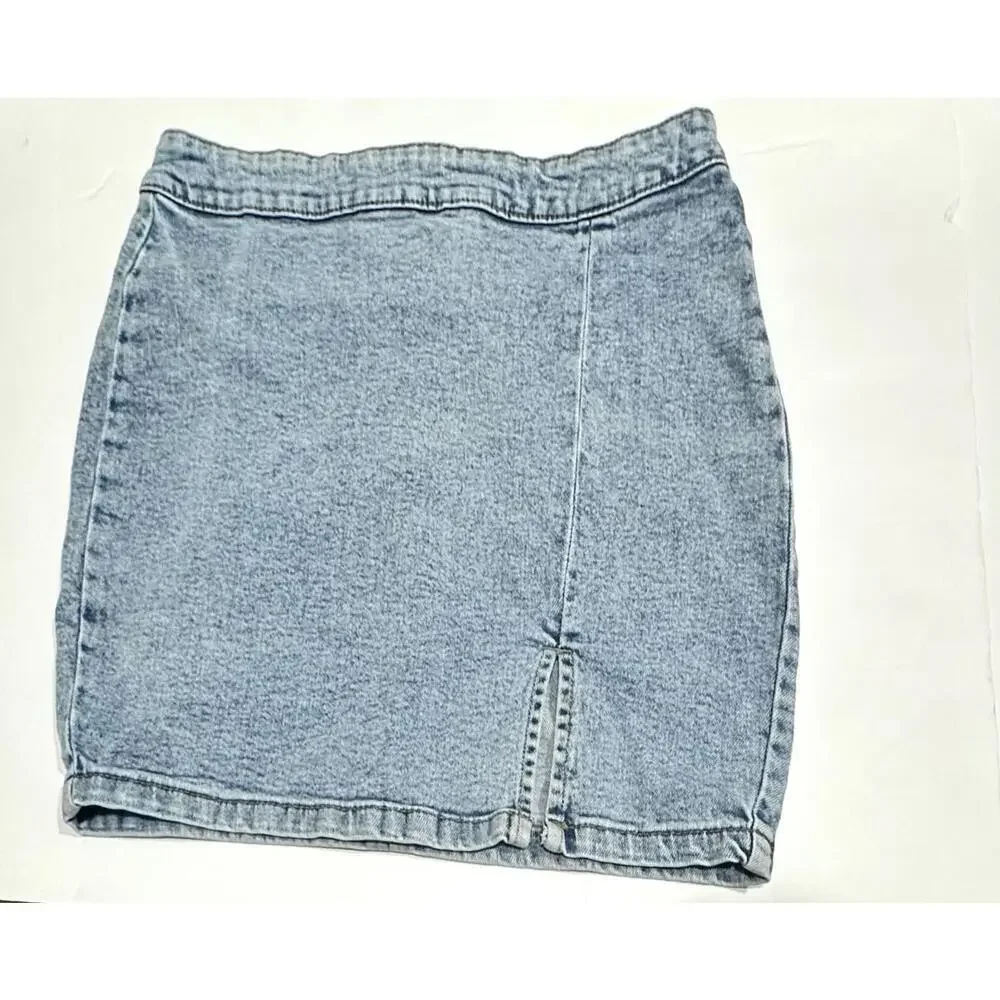 FB SISTER Light Wash Denim Blue Jeans Short Skirt Size M – Preowned